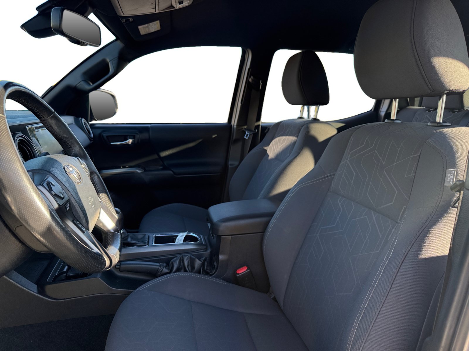 Used 2019 Toyota Tacoma TRD Sport AWD/4WD image 9