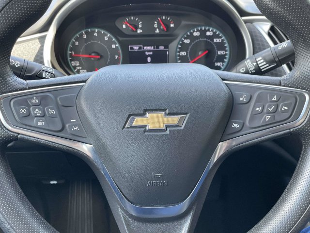 Used 2025 Chevrolet Malibu LT FWD image 17