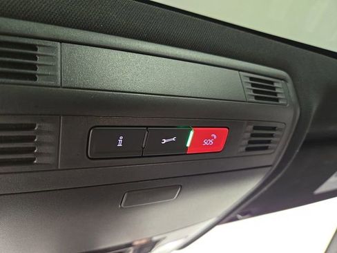 Used 2023 Volkswagen Arteon SEL Premium image 28