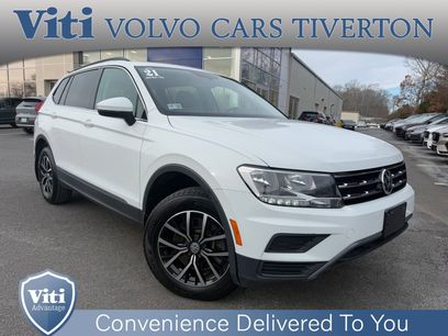 Used 2021 Volkswagen Tiguan SE w/ Panoramic Sunroof Package