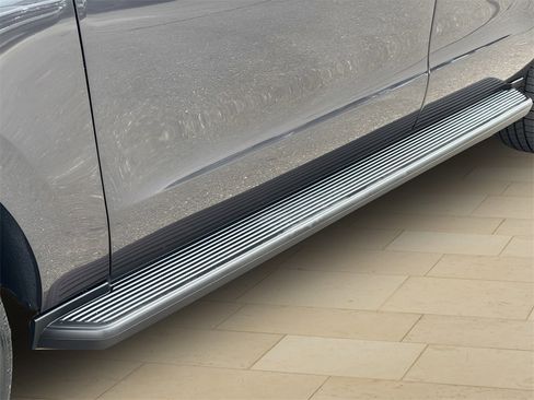 New 2025 Ford Expedition Active image 40