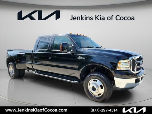 Used 2006 Ford F350 King Ranch AWD/4WD image 2