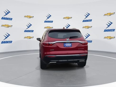 Used 2019 Buick Enclave Essence w/ LPO, Sport Appearance Package image 7