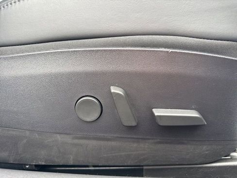 Used 2019 Tesla Model 3 Long Range image 17