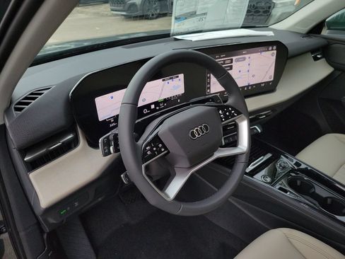 New 2026 Audi Q3 quattro 2.0T AWD/4WD image 7