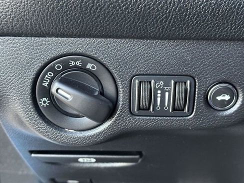 Used 2016 Dodge Challenger SRT Hellcat image 15