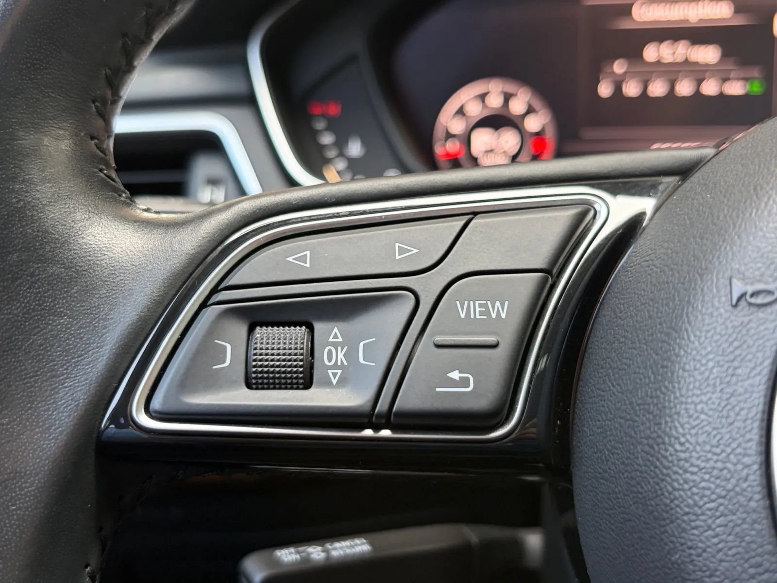 Used 2018 Audi A4 2.0T Premium Plus w/ Premium Plus Package AWD/4WD image 30