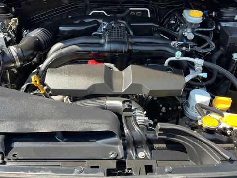 Used 2015 Subaru Crosstrek 2.0i Limited AWD/4WD image 22