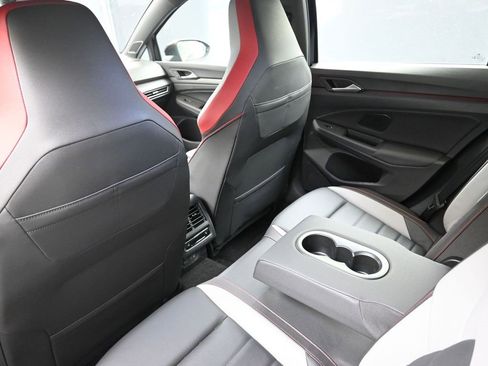 Certified 2024 Volkswagen GTI Autobahn image 18