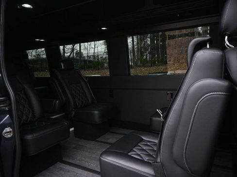 Used 2022 Mercedes-Benz Sprinter 3500 image 22