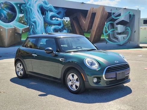 Used 2018 MINI Cooper 2-Door Hardtop FWD image 4