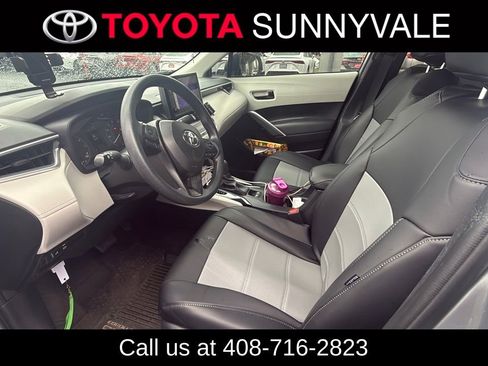 Used 2024 Toyota Corolla Cross L AWD/4WD image 4