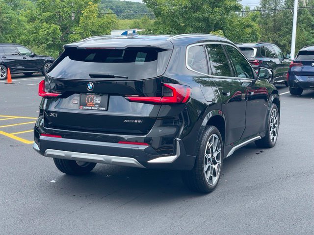 Certified 2023 BMW X1 xDrive28i w/ Premium Package AWD/4WD image 4