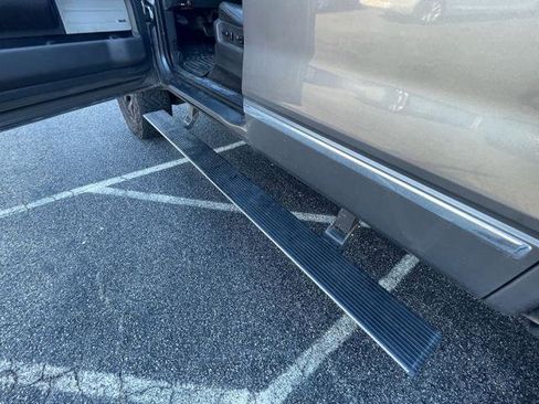 Used 2013 Ford F150 Platinum image 14