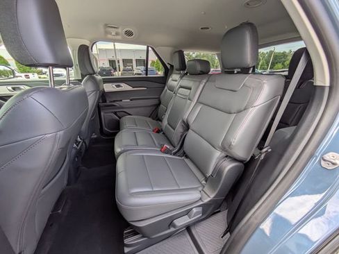 Certified 2026 Ford Explorer Active w/ Active Comfort Package RWD image 14