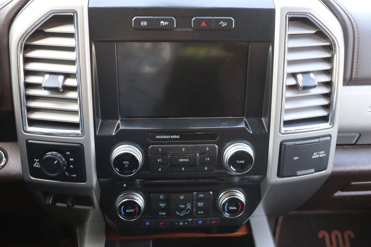 Used 2017 Ford F250 King Ranch w/ Chrome Package AWD/4WD image 33