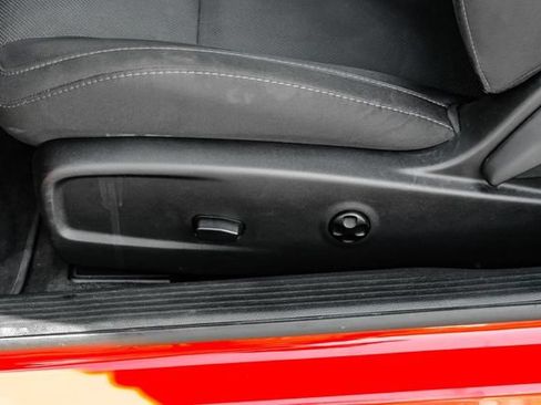 Used 2016 Dodge Challenger R/T Scat Pack RWD image 32