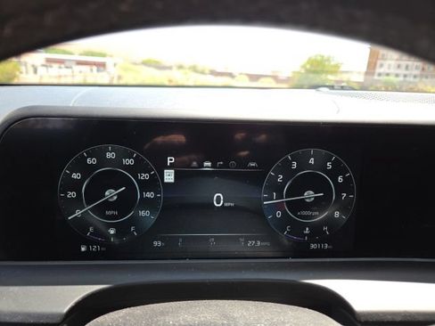 Used 2024 Kia Seltos SX w/ SX Sunroof Package AWD/4WD image 7