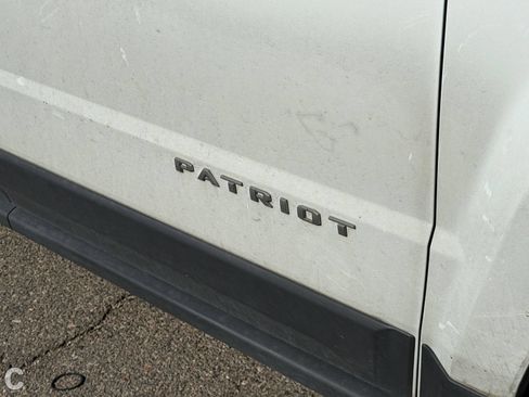 Used 2015 Jeep Patriot Sport w/ Power Value Group FWD image 7