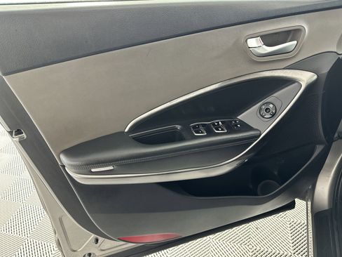 Used 2017 Hyundai Santa Fe Sport AWD/4WD image 29