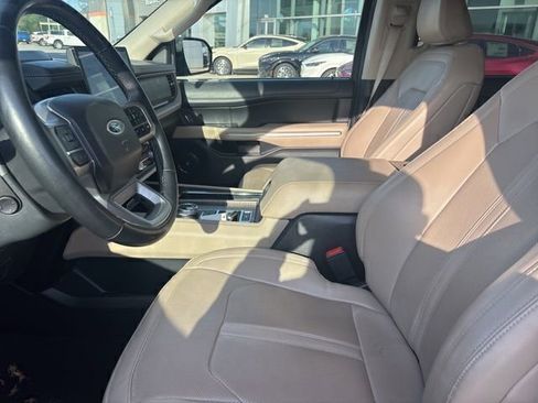 Used 2024 Ford Expedition Max Limited image 9
