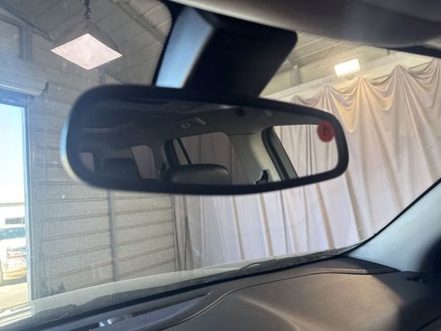 Used 2019 GMC Acadia SLT image 26