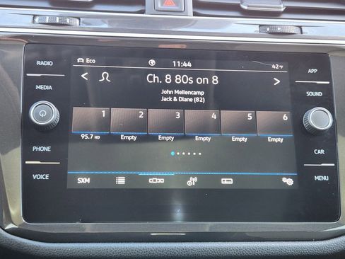 Certified 2024 Volkswagen Tiguan SE image 22