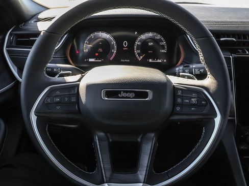 New 2025 Jeep Grand Cherokee L Limited w/ Black Appearance Package image 26