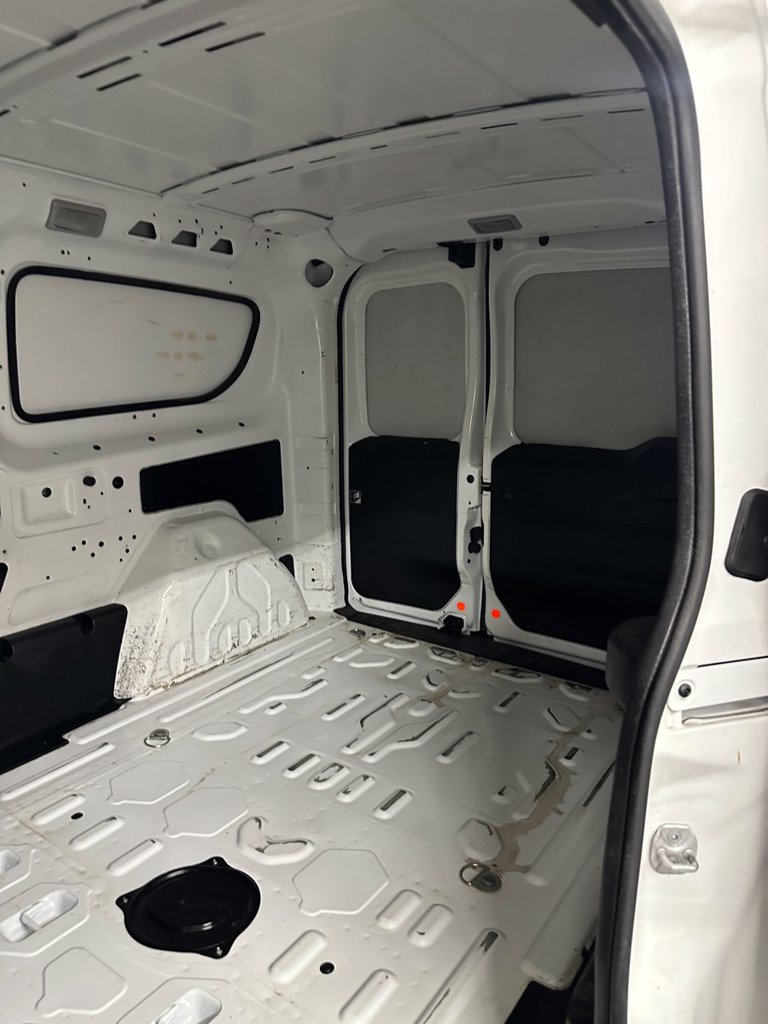 Used 2022 RAM ProMaster City Tradesman FWD image 23