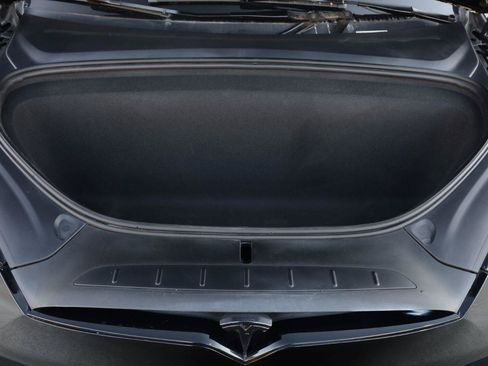 Used 2023 Tesla Model X AWD/4WD image 14