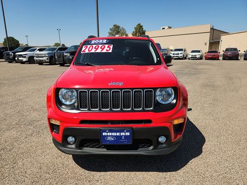 Used 2022 Jeep Renegade Latitude w/ Convenience Group image 2