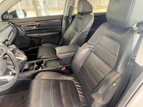 Used 2017 Honda CR-V Touring image 22