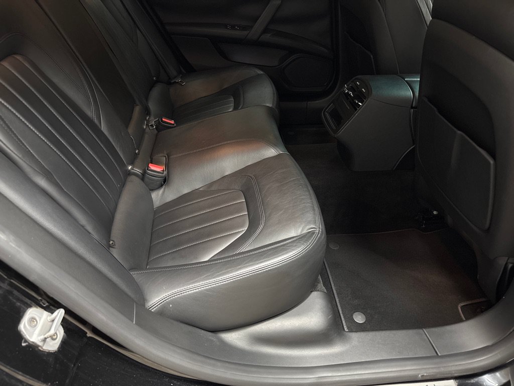 Used 2014 Maserati Quattroporte S Q4 AWD/4WD image 36