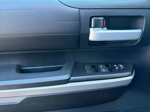 Used 2015 Toyota Tundra Limited w/ Limited Premium Package AWD/4WD image 13