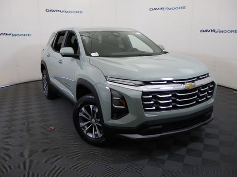 New 2026 Chevrolet Equinox LT w/ Safety and Technology Package FWD image 2