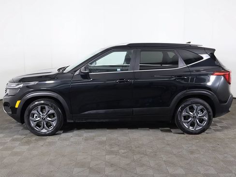 Used 2024 Kia Seltos S AWD/4WD image 17