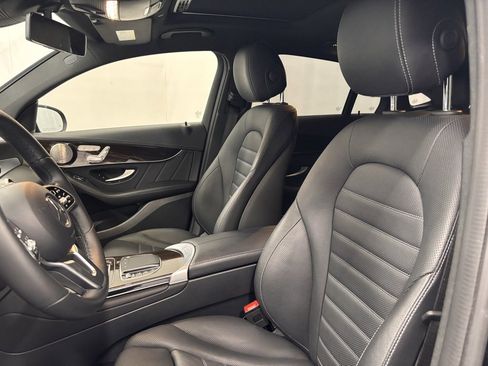 Used 2022 Mercedes-Benz GLC 300 4MATIC Coupe image 12