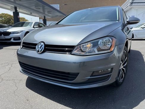 Used 2015 Volkswagen Golf SE FWD image 3