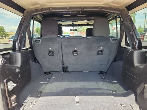 Used 2020 Jeep Wrangler Unlimited Sport S AWD/4WD image 10