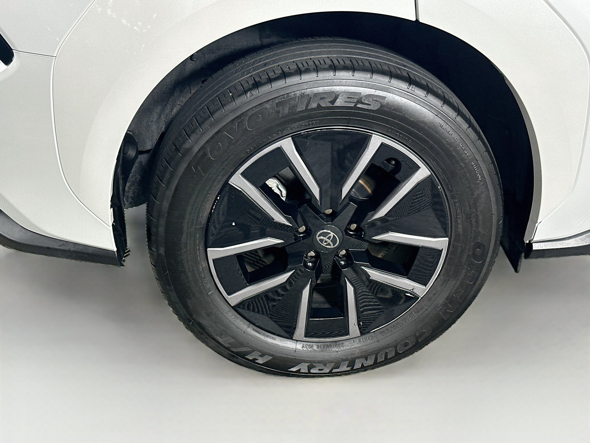 Used 2026 Toyota bZ FWD image 11