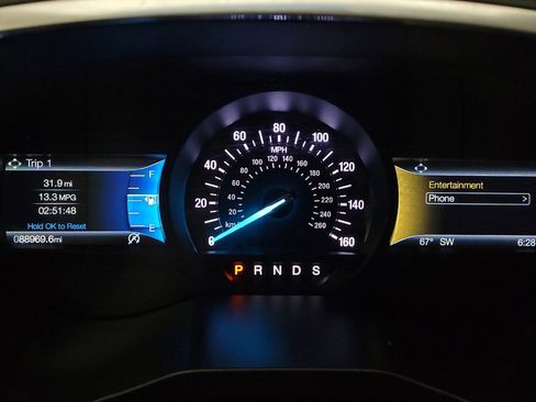 Used 2019 Ford Edge Titanium w/ Cold Weather Package AWD/4WD image 23