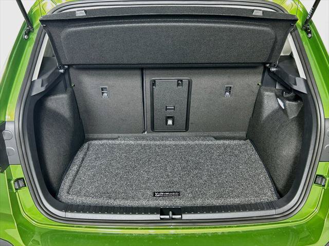 New 2026 Volkswagen Taos SEL AWD/4WD image 27