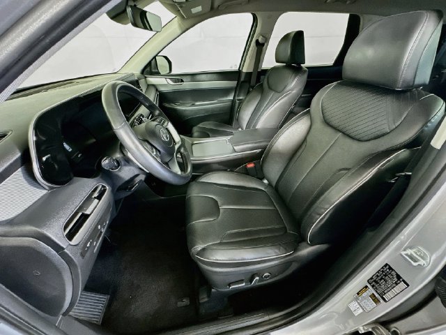 Used 2024 Hyundai Palisade SEL FWD image 14