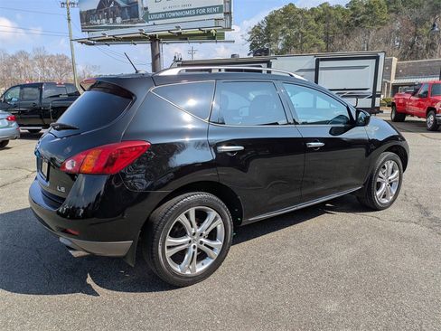 Used 2010 Nissan Murano LE w/ Navigation Pkg image 4