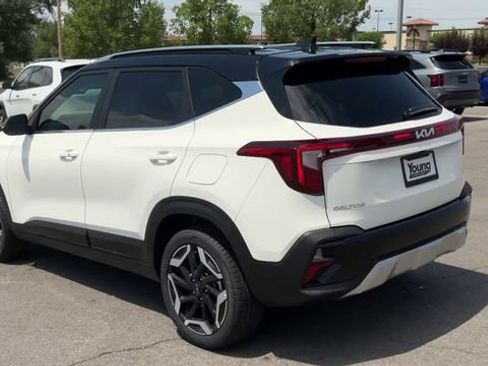 Used 2025 Kia Seltos SX AWD/4WD image 5