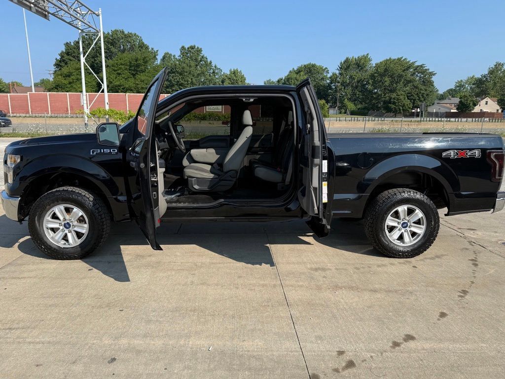 Used 2017 Ford F150 XL w/ Equipment Group 101A Mid AWD/4WD image 20