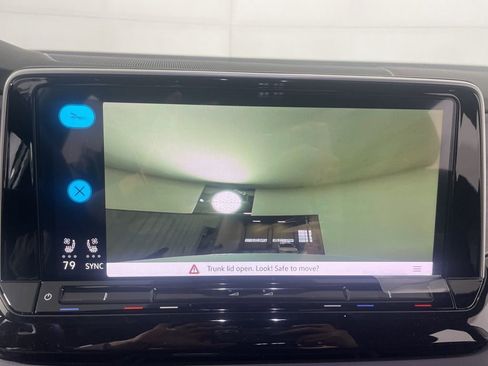 New 2026 Volkswagen Atlas Cross Sport SE image 16