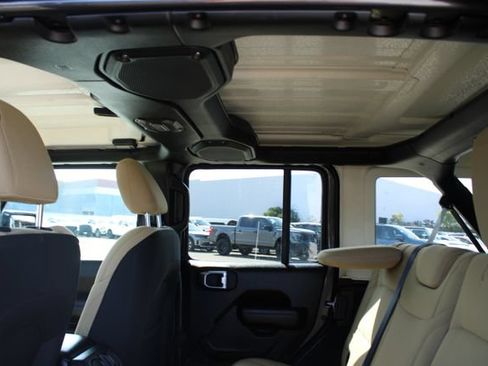 Used 2022 Jeep Wrangler Unlimited Sport AWD/4WD image 42
