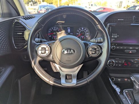 Certified 2021 Kia Soul EX image 11