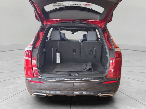Used 2024 Buick Enclave Essence w/ Experience Buick Package AWD/4WD image 13